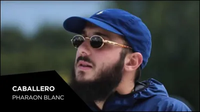 Quels sont les premiers mots lancés par Caballero dans le 1er épisode de la saison 1 ?