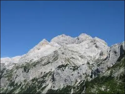Nature - La plus haute montagne de la Slovénie est :