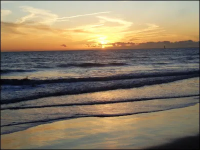 Dans la s&eacute;rie t&eacute;l&eacute;vis&eacute;e fran&ccedil;aise des ann&eacute;es 1960 "Les Chevaliers du Ciel", quel est le m&eacute;tier des deux personnages principaux ?