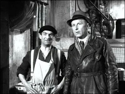 Dans ''La Traversée de Paris'' avec quel monstre sacré joue-t-il une scène mémorable ?