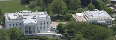De quel château Hergé s'est il inspiré pour dessiner Moulinsart, le Château du capitaine Haddock ?