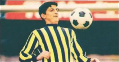 Dans quel autre sport le Turc Can Bartu a-t-il été joueur international ?