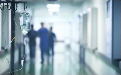 Une maladie infectieuse contractée en milieu hospitalier est appelée :