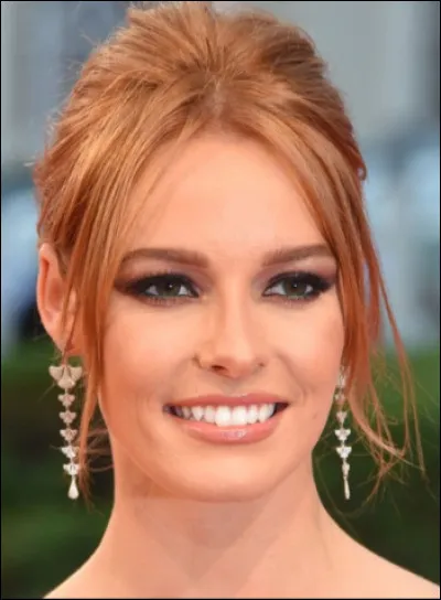 En quelle année Maëva Coucke est-elle devenue Miss France ?