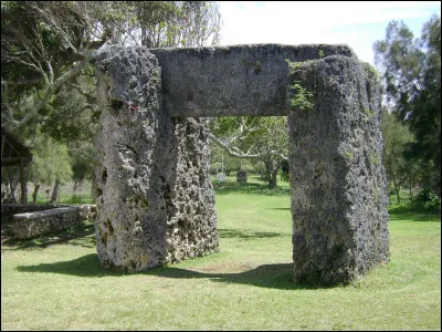 Culture - Comment s'appelle ce monument visible dans l'archipel des Tonga ?
