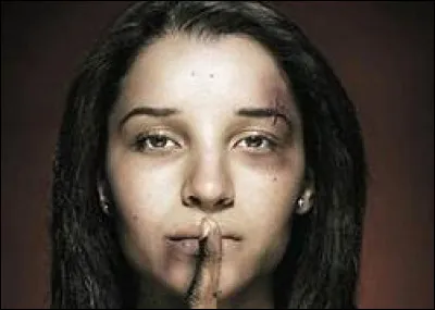 Dans quel lieu les victimes de violence peuvent-elles actuellement se rendre afin d'être prises en charge par la suite par la police ?