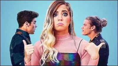 Avec qui Mia a-telle déjà été en couple ?