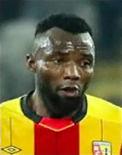 Où joue Djiman Koukou ?