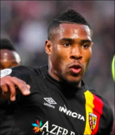 Où joue Loïck Landre ?