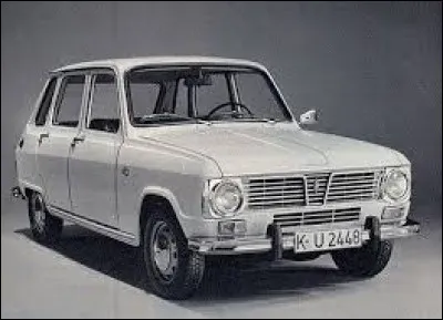 En 1974, la Renault 6 valait à peu près le même prix qu'une Ford Escort, soit un peu plus de 12 000 francs.