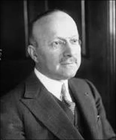 "Le poids c'est l'ennemi", est une maxime d'André Citroën.