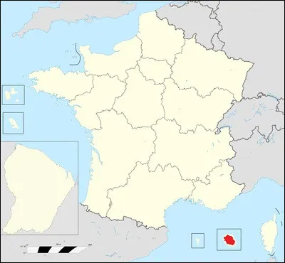 La Réunion est une région française qui n'est pas en Europe. C'est une île située près de Madagascar dans l'océan...