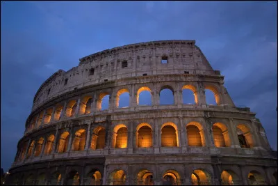 Clélie est considérée comme une héroïne de la République romaine.