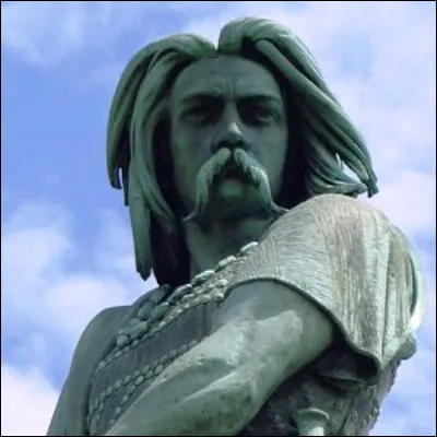 Quelle bataille de la Guerre des Gaules a vu la victoire des forces gauloises de Vercing&eacute;torix sur les l&eacute;gions romaines de C&eacute;sar ?