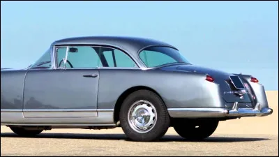 Quel est le modèle de cette Facel-Véga