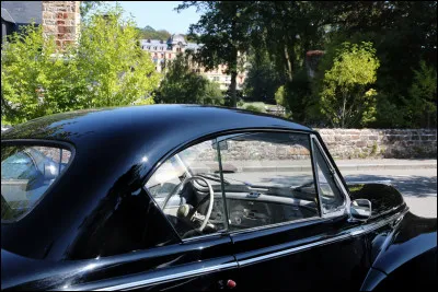 Quel est le modèle de cette Peugeot ?