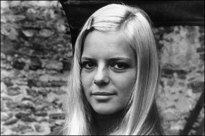 À quoi étaient ''Les Sucettes'' de la chanson écrite par Serge Gainsbourg pour France Gall en 1966 ?