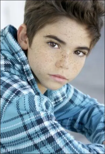 A quel âge a-t-il commencé sa carrière en tant que mannequin ?