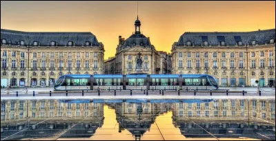 Je suis le chef-lieu de cette région. Que suis-je ?