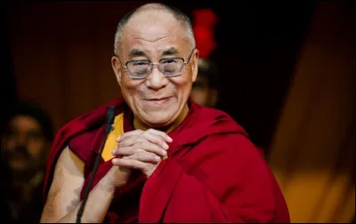 Qui est allé chercher une aide spirituelle auprès du Dalaï Lama ?