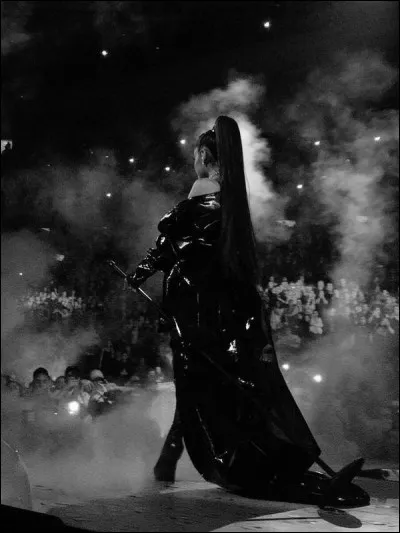 Complète ces paroles : "I love it when we make up..."