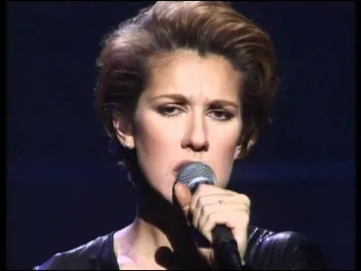 Retrouvez les paroles manquantes de la chanson "Je sais pas" : 
« Défier des machines, narguer des lois
Les foudres divines, ça m'effraie pas
J'sais prendre un coup, le rendre aussi
...................., ça j'ai appris
J'suis pas victime, j'suis pas colombe
Et pour qu'on m'abîme, faut que je tombe ».