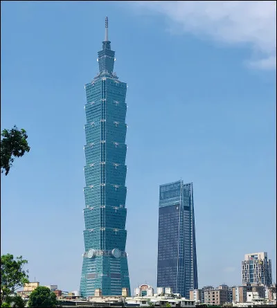 Quelle est la particularité de la Tour Taipei 101 ?