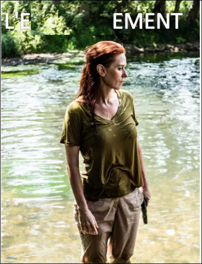 Quelle est cette série anthologique de 2019 qui suit le destin d'individus et de familles à différents moment de leur chute sociale ?