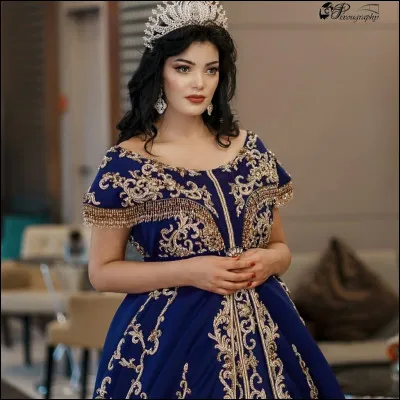 Quel est le nom de ce mannequin ?