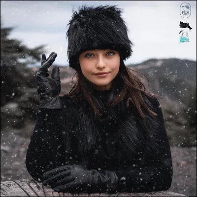 Quel est le nom de ce mannequin ?