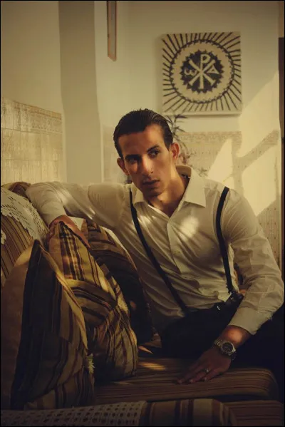 Quel est le nom de ce mannequin ?