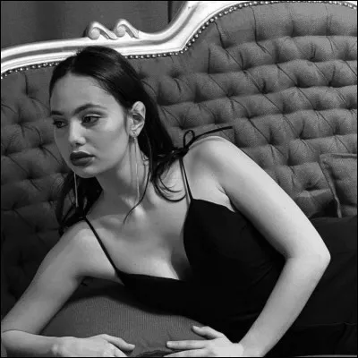 Quel est le nom de ce mannequin ?