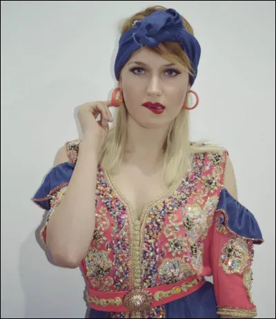 Quel est le nom de ce mannequin ?