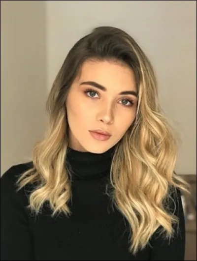 Quel est le nom de ce mannequin ?