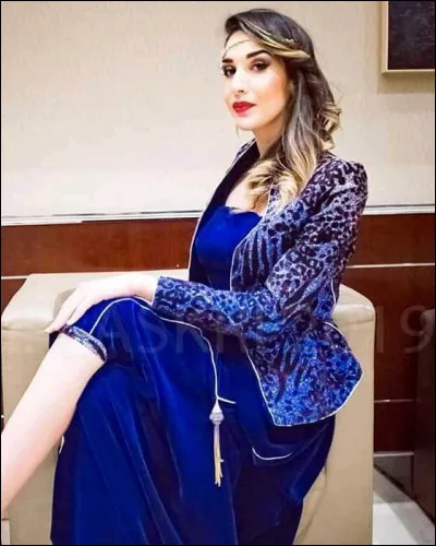 Quel est le nom de ce mannequin ?