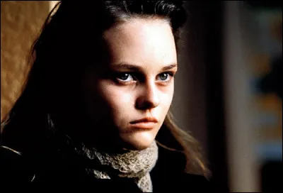 De quelle couleur est la ''Noce'' du film de Jean-Claude Brisseau avec Vanessa Paradis dans un des premiers rôles ?