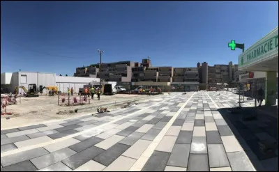 Quetigny est une ville de la banlieue de Dijon.