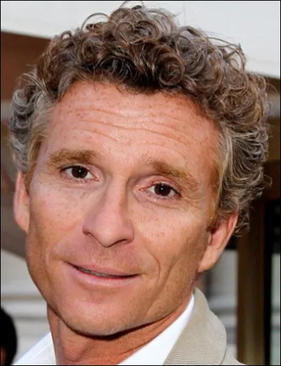 Quel rôle a joué Denis Brogniart ?