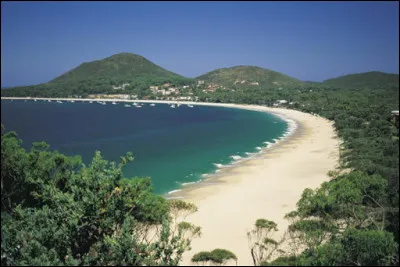 Quelle ville australienne est la capitale de l'État des Nouvelles-Galles du Sud ?