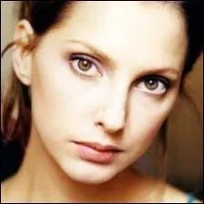 Frdrique Bel s'est fait connatre en tant que bimbo dans 'La minute blonde' sur Canal +. Dans quel film n'a-t-elle pas jou ?