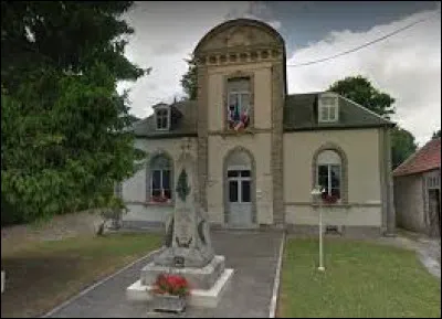 Village-rue du Grand-Est, en Champagne crayeuse, Échemines se situe dans le département ...