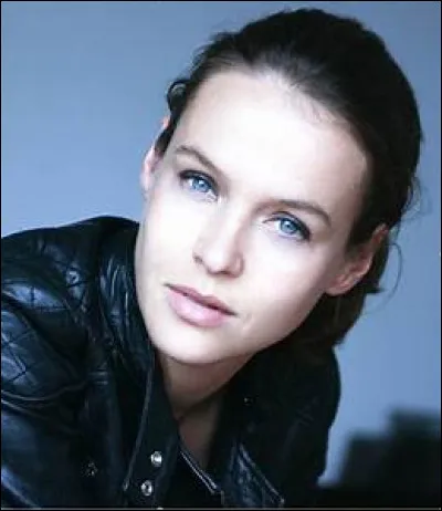 Lucie Jeanne a joué le rôle de Victoria dans...