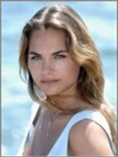 Mélanie Maudran a joué le rôle de Lucie dans...