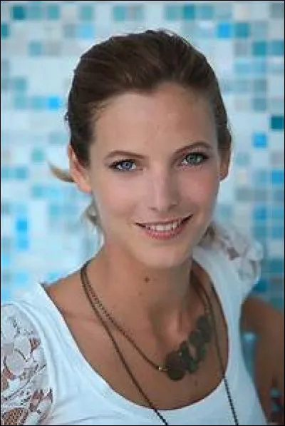 Sur quelle île Élodie Varlet a-t-elle tourné pour la série Cut ?