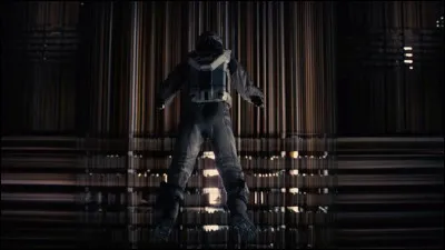 Quel est le nom du robot que Cooper récupère ?