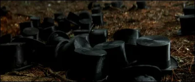 Qui interprète Nikola Tesla ?