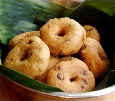 Ces beignets proviennent d'Inde du sud et sont surtout mangés au petit déjeuner.