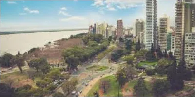 Il est né à Rosario.