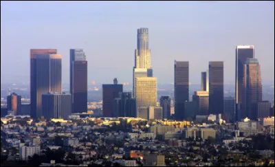 Quel est cette ville de Californie fondée en 1781 située sur la côte pacifique surnommée la "Cité des Anges"