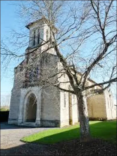 Retour en Occitanie, avec cette visite de Saint-Jean-Poutge. Commune de l'aire urbaine d'Auch, sur la Baïse, elle se situe dans le département ...